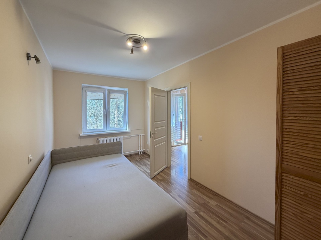 Tallinn, Mustamäe linnaosa, Akadeemia tee 62