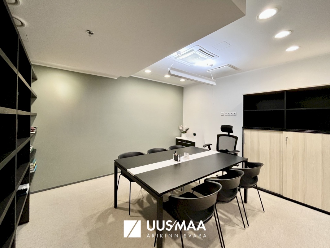 Tallinn, Kesklinna linnaosa, Estonia pst 9