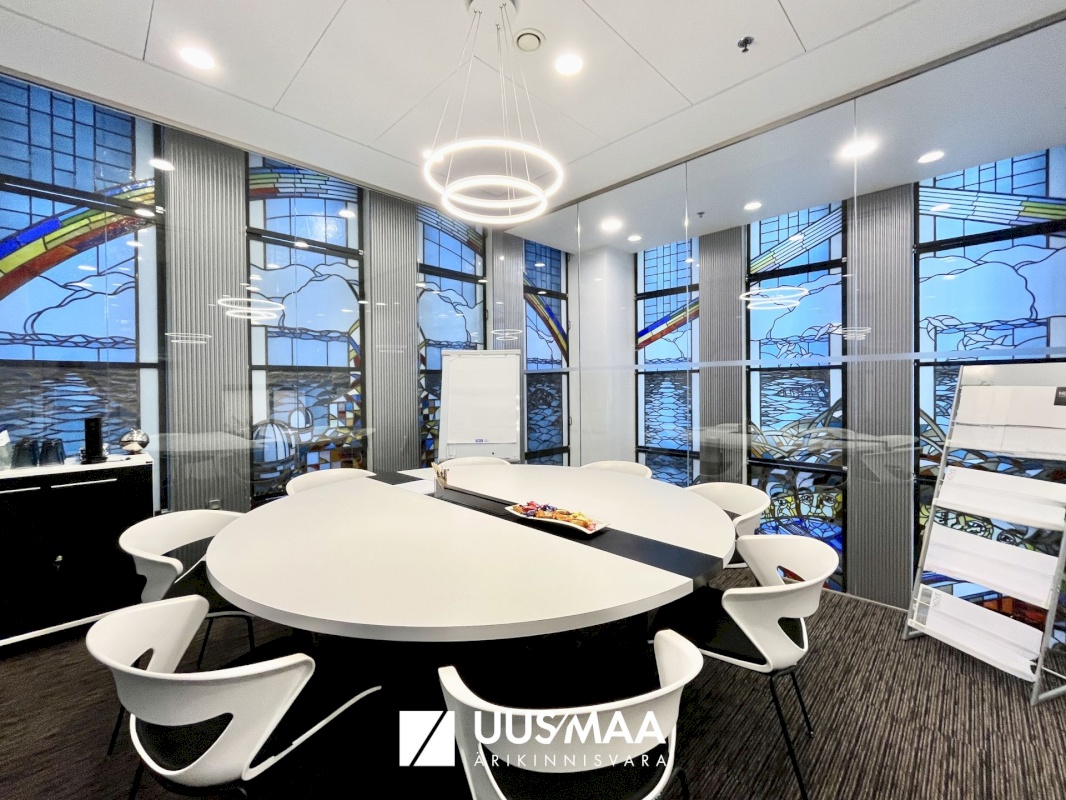 Tallinn, Kesklinna linnaosa, Estonia pst 9