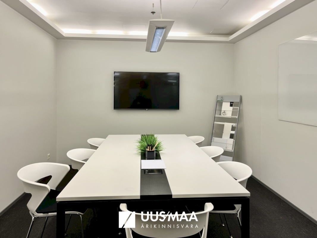 Tallinn, Kesklinna linnaosa, Estonia pst 9