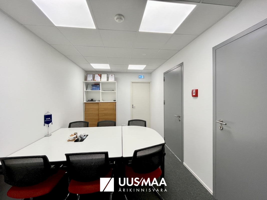 Tallinn, Kesklinna linnaosa, Estonia pst 9