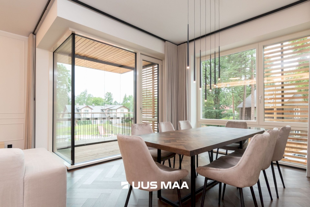 Tallinn, Nõmme linnaosa, Pärnu mnt 328