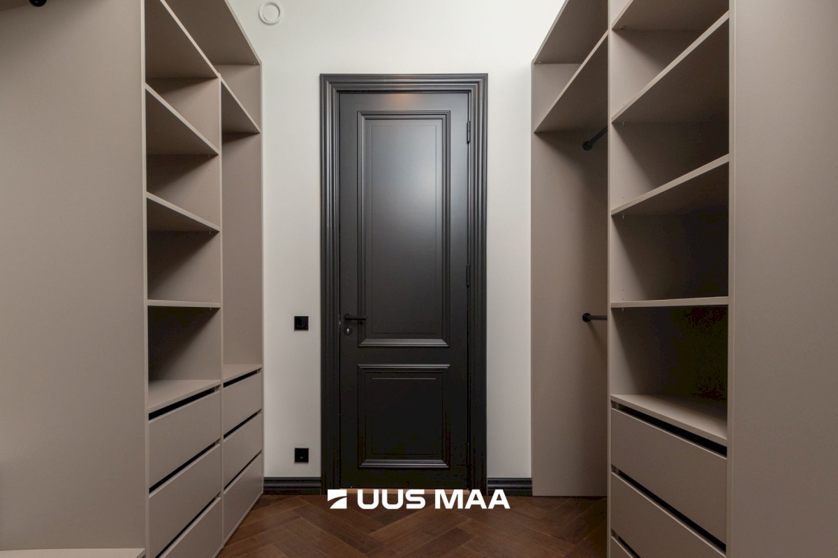 Tallinn, Nõmme linnaosa, Pärnu mnt 328