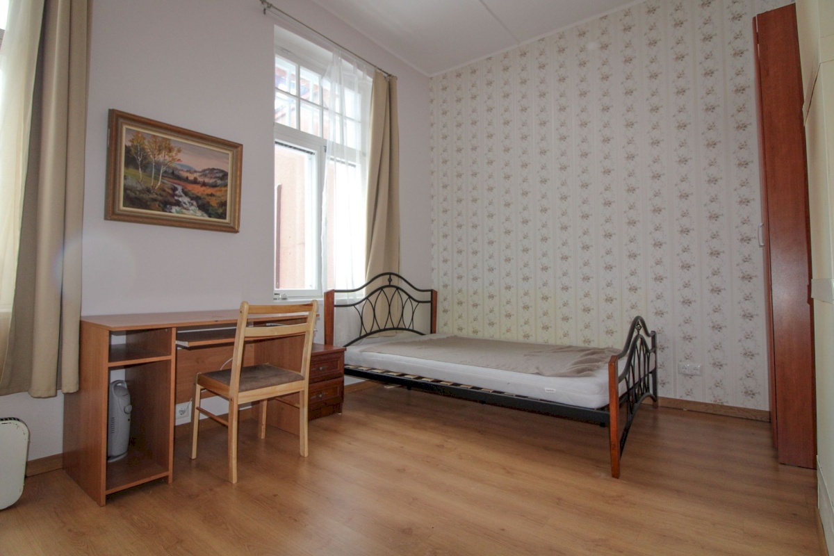 Pärnu linn, Pärnu linn, Rannarajoon, Tammsaare pst 8