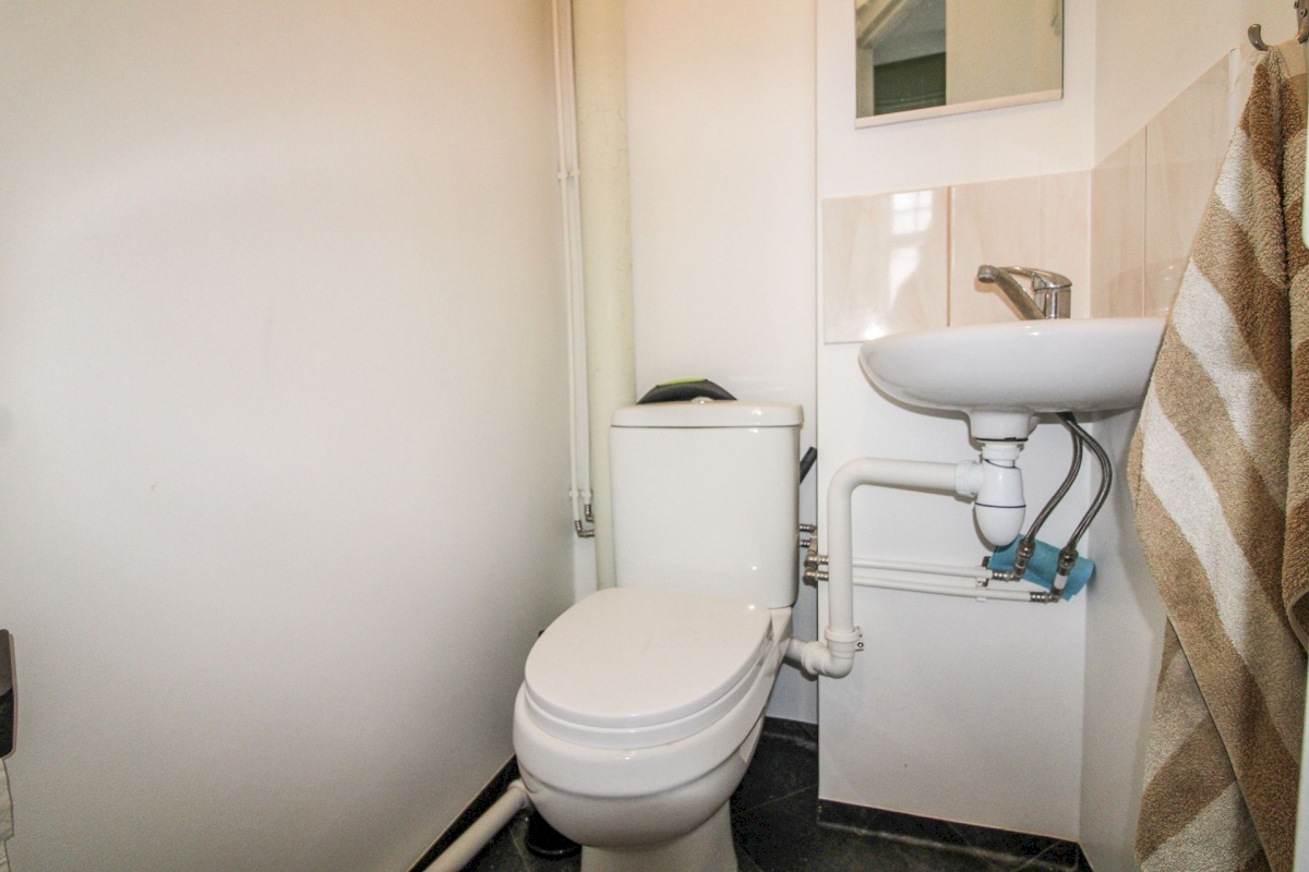 Pärnu linn, Pärnu linn, Rannarajoon, Tammsaare pst 8