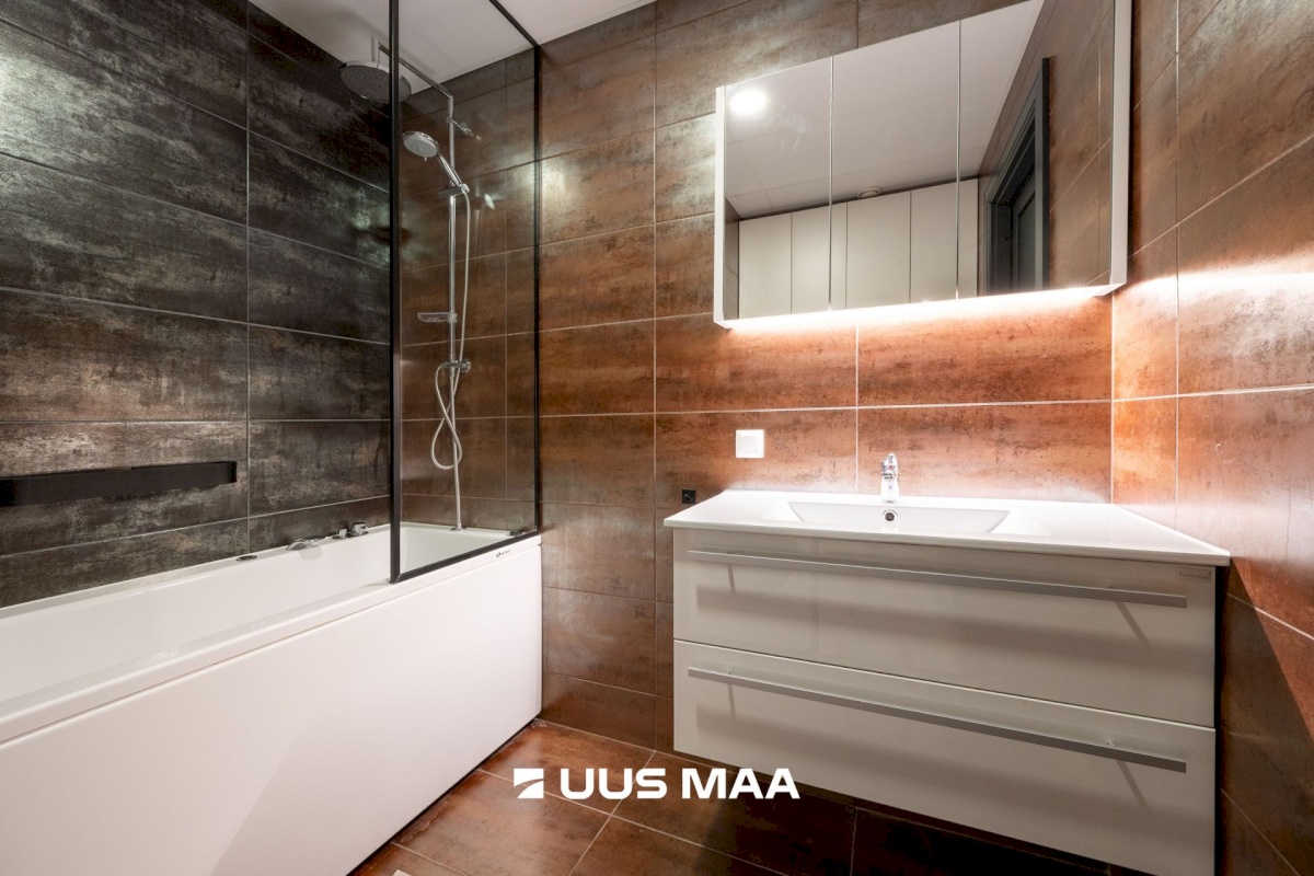 Tallinn, Põhja-Tallinna linnaosa, Kalamaja, Kopli 76a