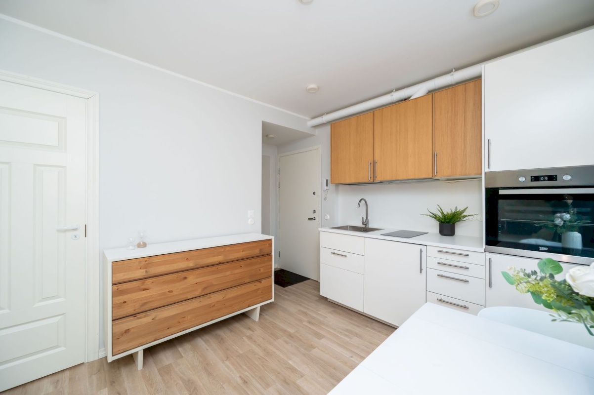 Tallinn, Kesklinna linnaosa, Uus Maailm, Luha 9