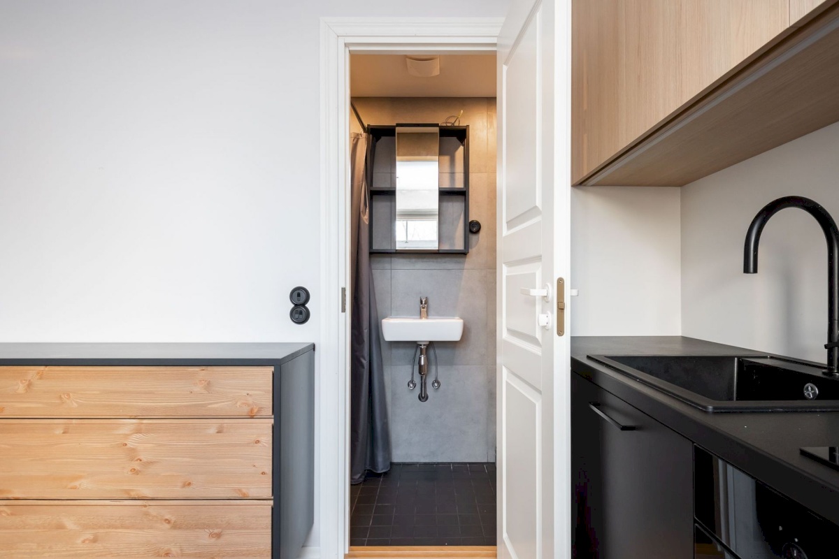 Tallinn, Kesklinna linnaosa, Uus Maailm, Luha 9