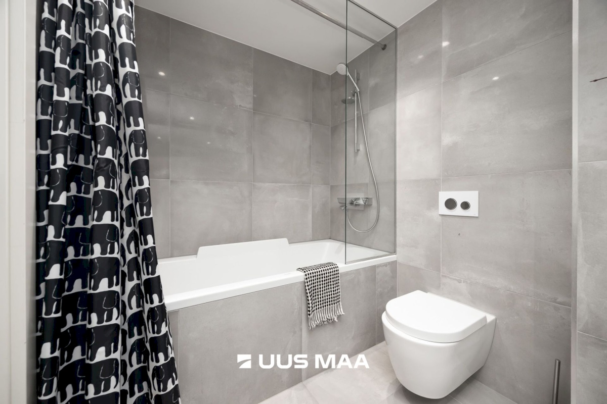 Tallinn, Kesklinna linnaosa, Kadriorg, Kiikri 2/1