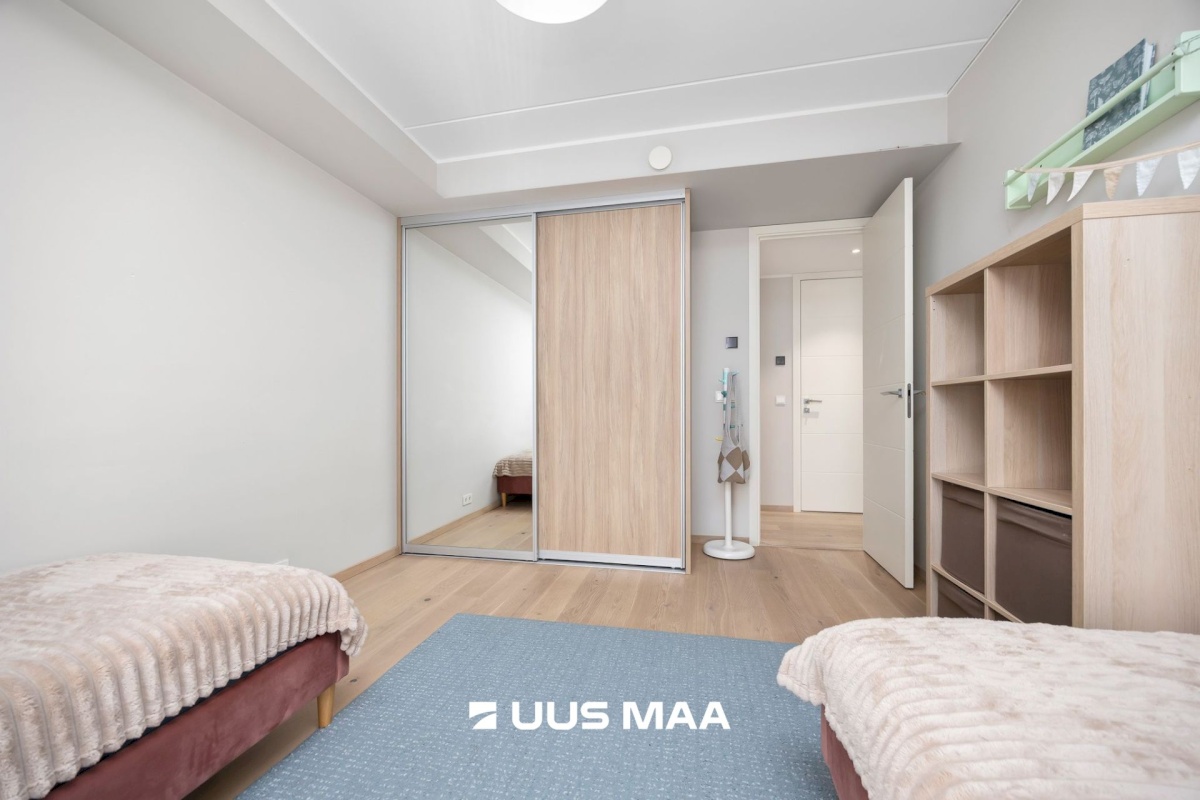 Tallinn, Kesklinna linnaosa, Kadriorg, Kiikri 2/1