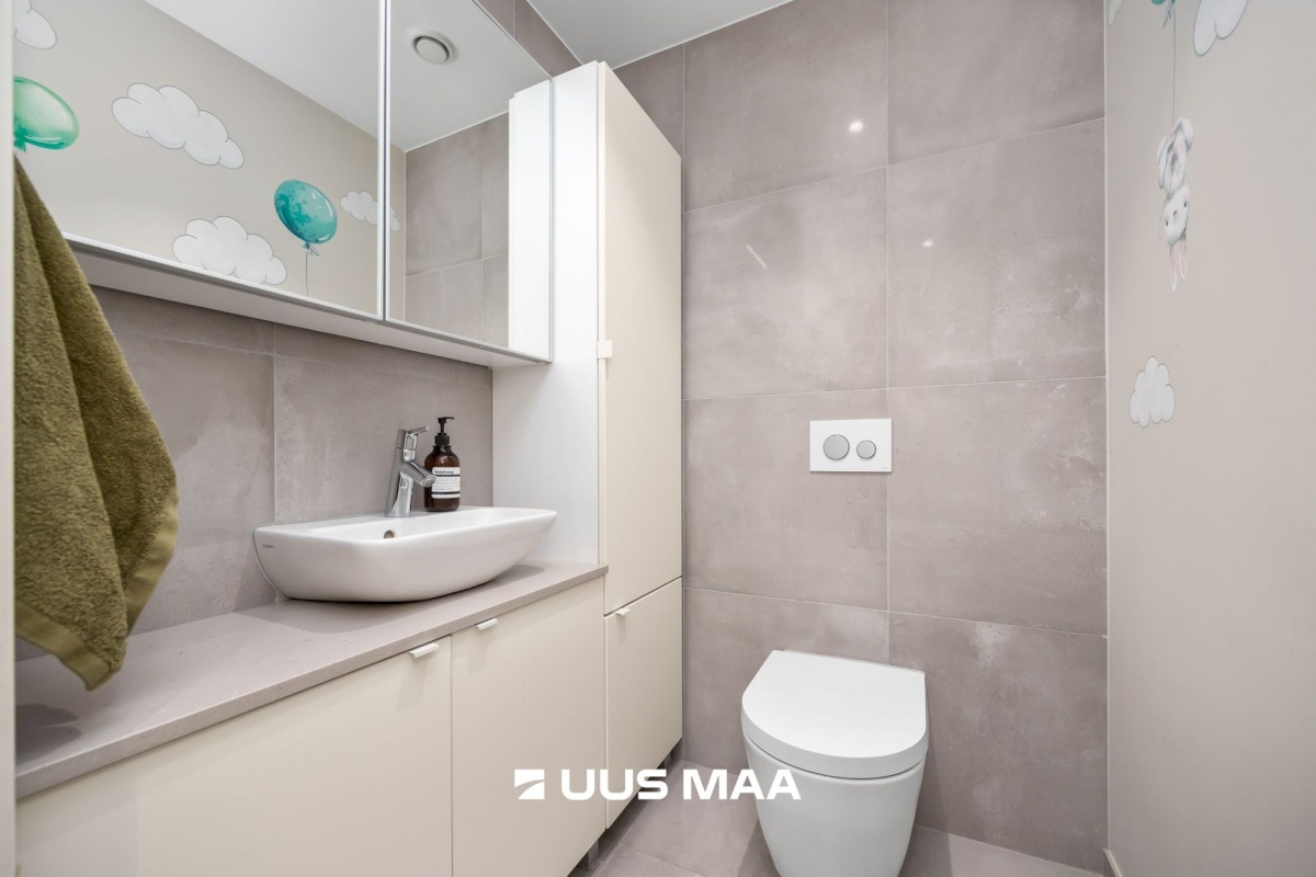 Tallinn, Kesklinna linnaosa, Kadriorg, Kiikri 2/1