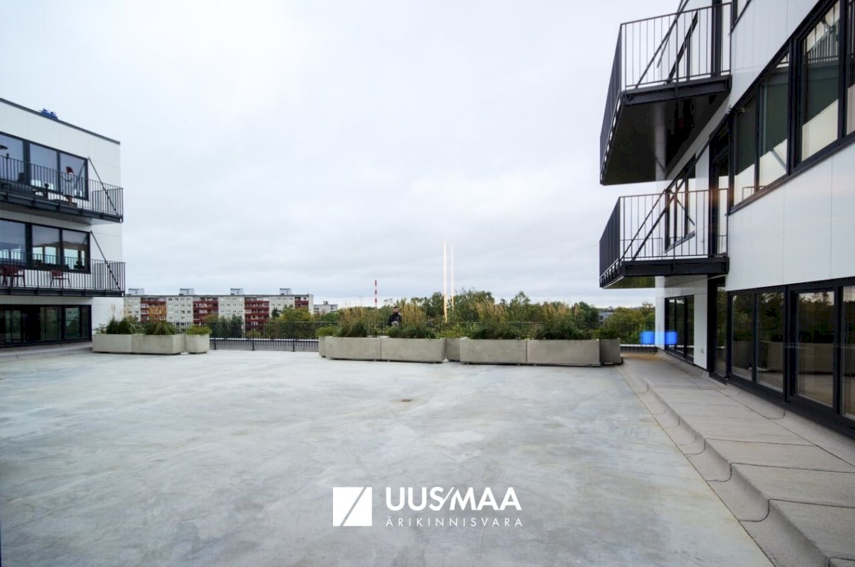 Tallinn, Mustamäe linnaosa, A. H. Tammsaare tee 92