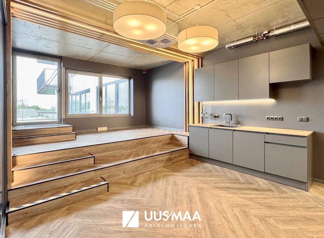 Tallinn, Mustamäe linnaosa, A. H. Tammsaare tee 92