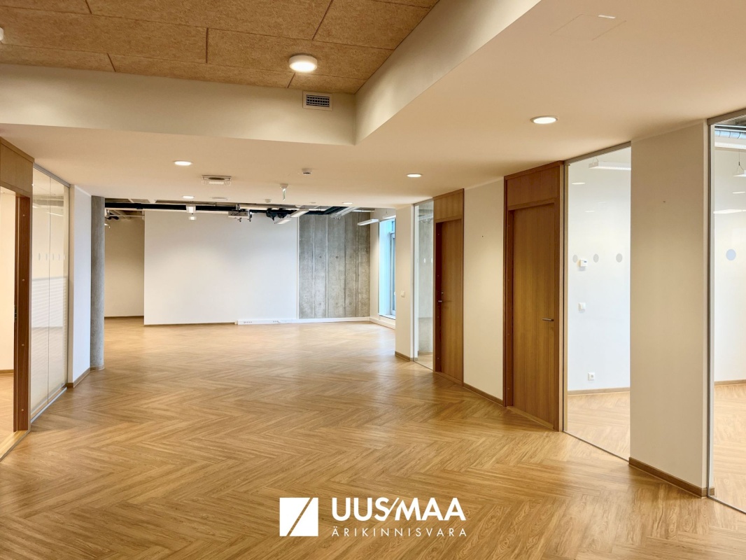 Tallinn, Mustamäe linnaosa, A. H. Tammsaare tee 92