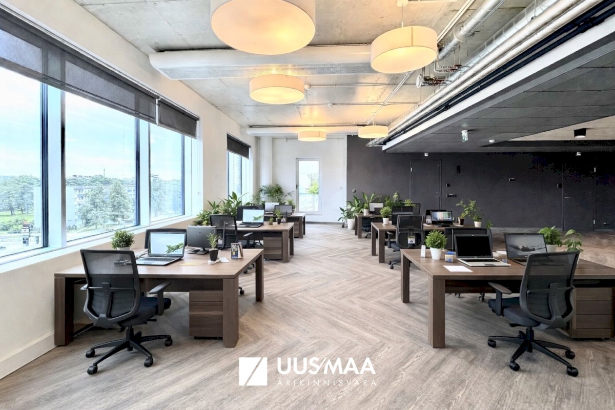 Tallinn, Mustamäe linnaosa, A. H. Tammsaare tee 92