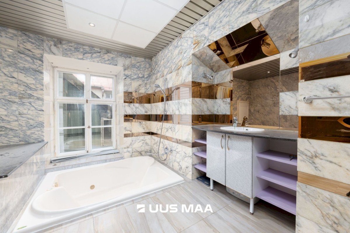 Tallinn, Kesklinna linnaosa, Vanalinn, Rataskaevu 14