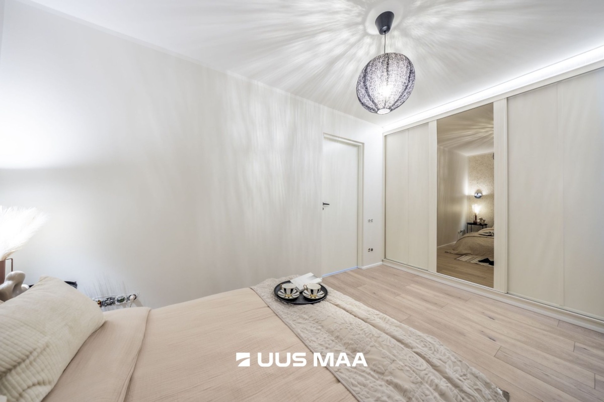 Tallinn, Kesklinna linnaosa, Uus Maailm, Uue Maailma 4