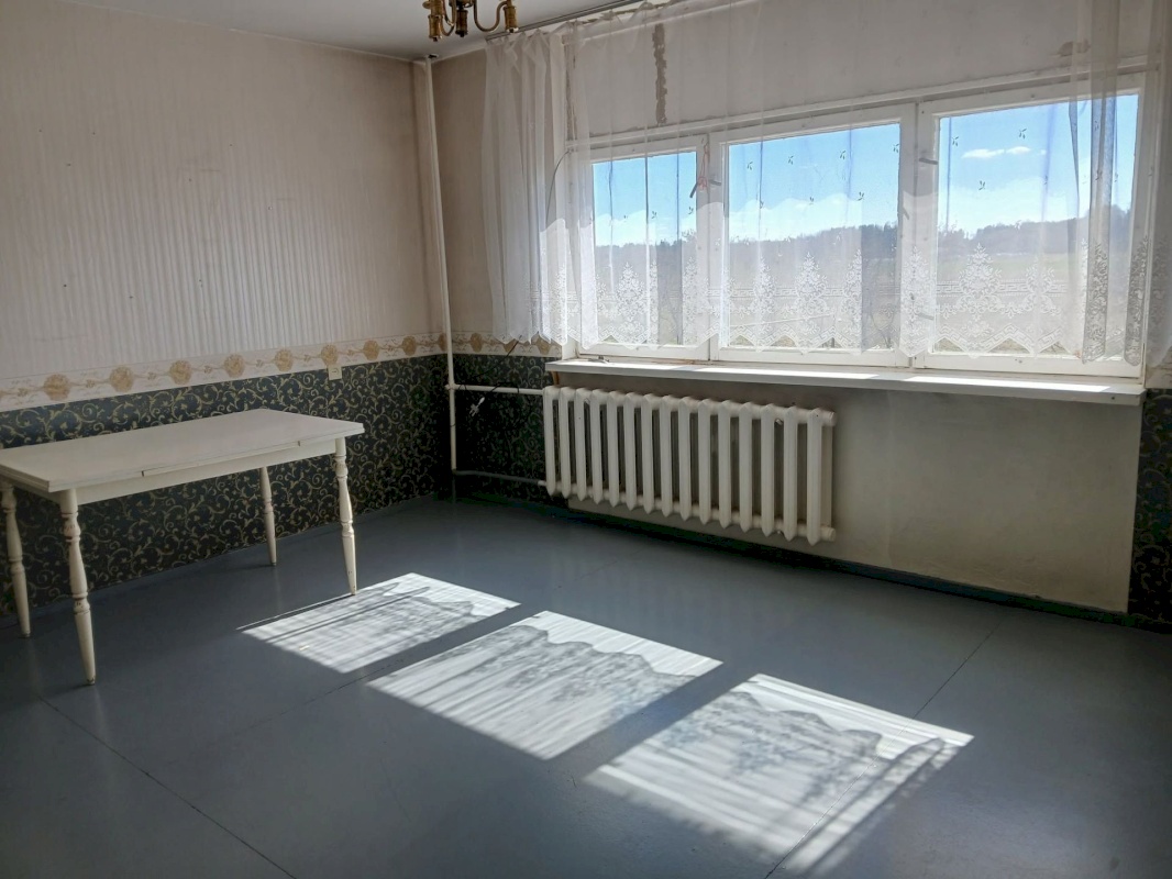 Lääneranna vald, Koonga küla, Keskuse 8