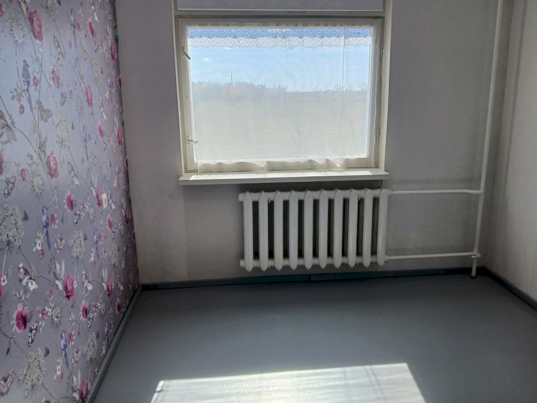 Lääneranna vald, Koonga küla, Keskuse 8