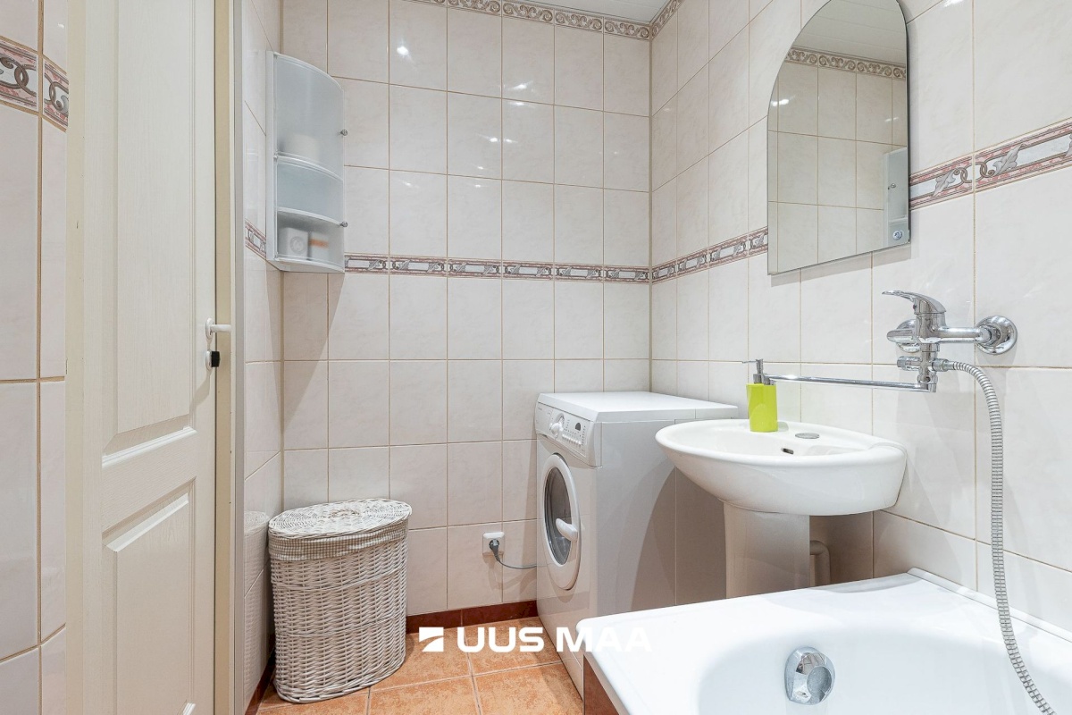 Tallinn, Kesklinna linnaosa, Uus-Sadama tn 16