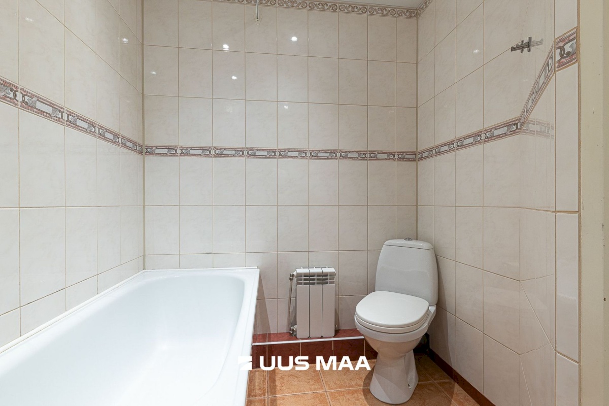 Tallinn, Kesklinna linnaosa, Uus-Sadama tn 16