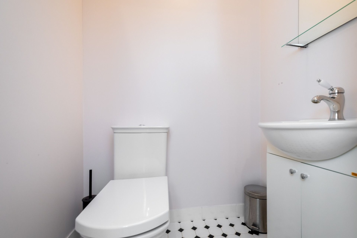 Tallinn, Kesklinna linnaosa, Fr. R. Faehlmanni 24/2