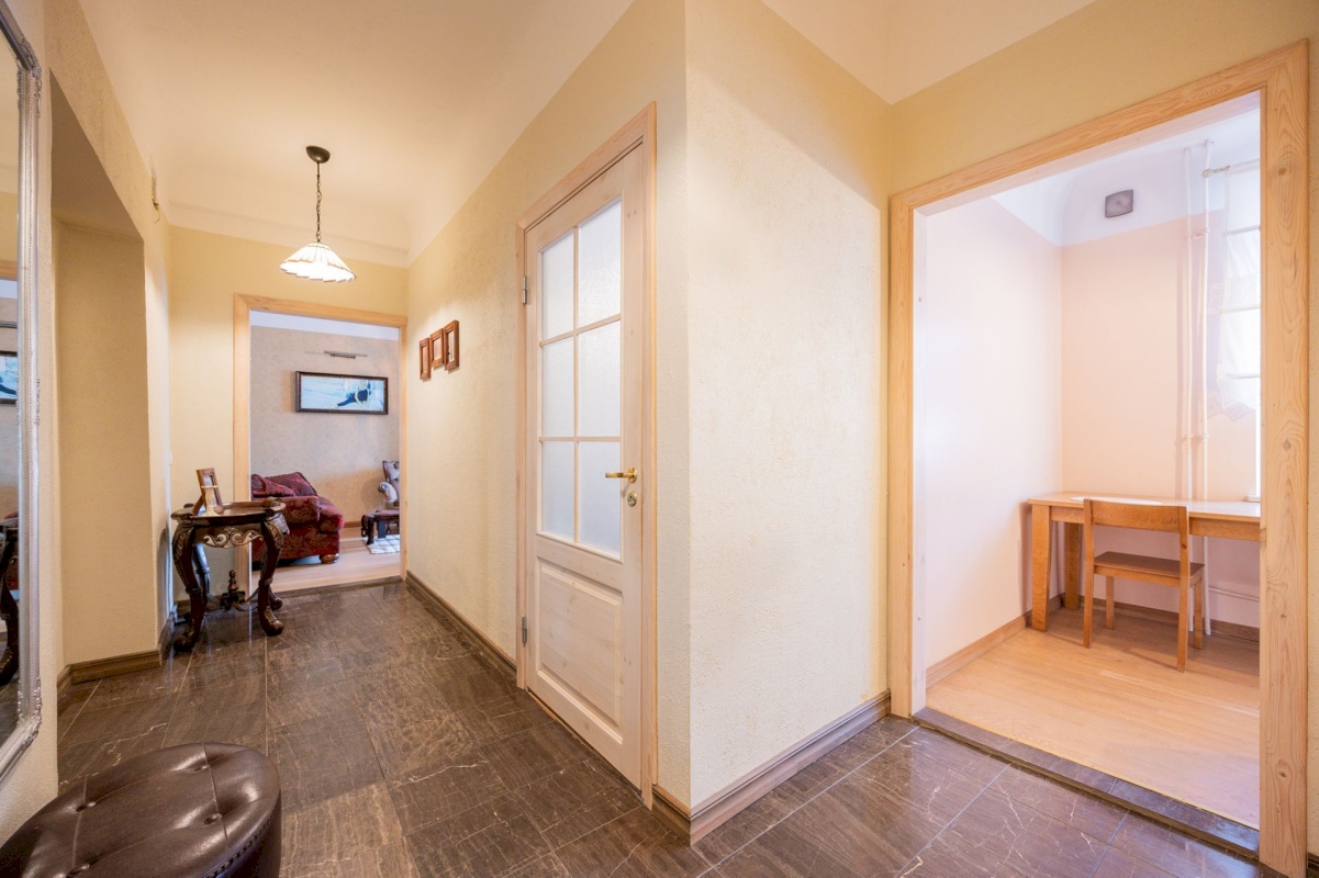 Tartu linn, Tartu linn, Kesklinn, Küüni 4b