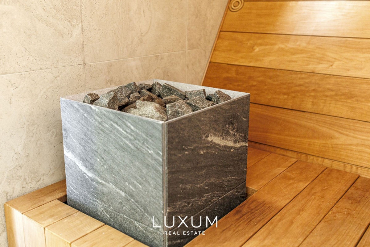 Tallinn, Kesklinna linnaosa, Keldrimäe, Tartu mnt 84a