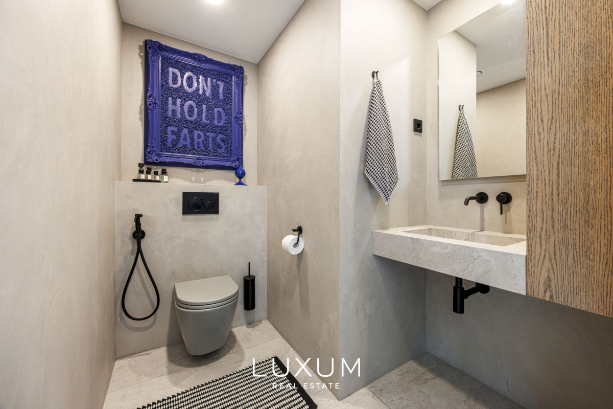 Tallinn, Kesklinna linnaosa, Keldrimäe, Tartu mnt 84a