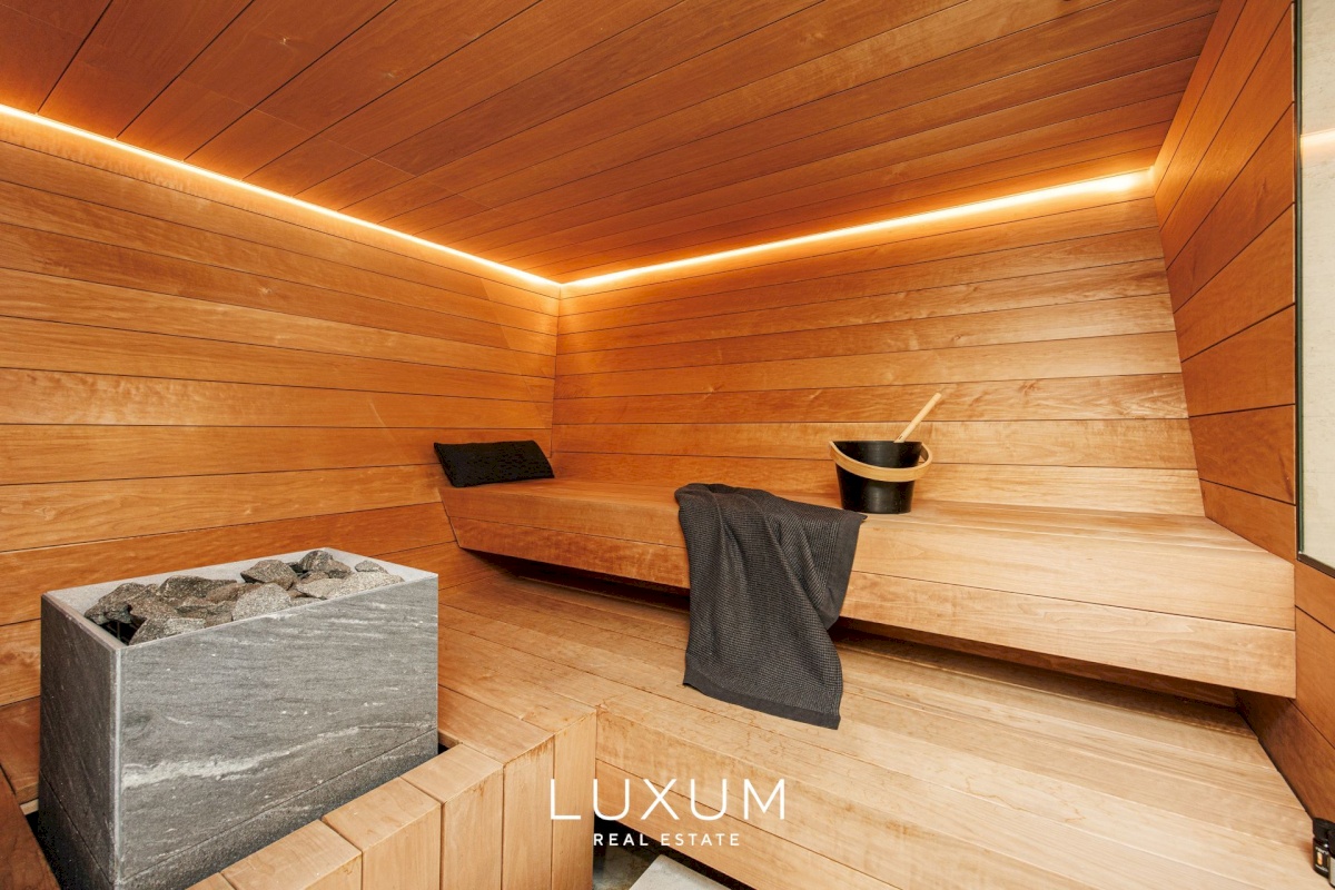 Tallinn, Kesklinna linnaosa, Keldrimäe, Tartu mnt 84a