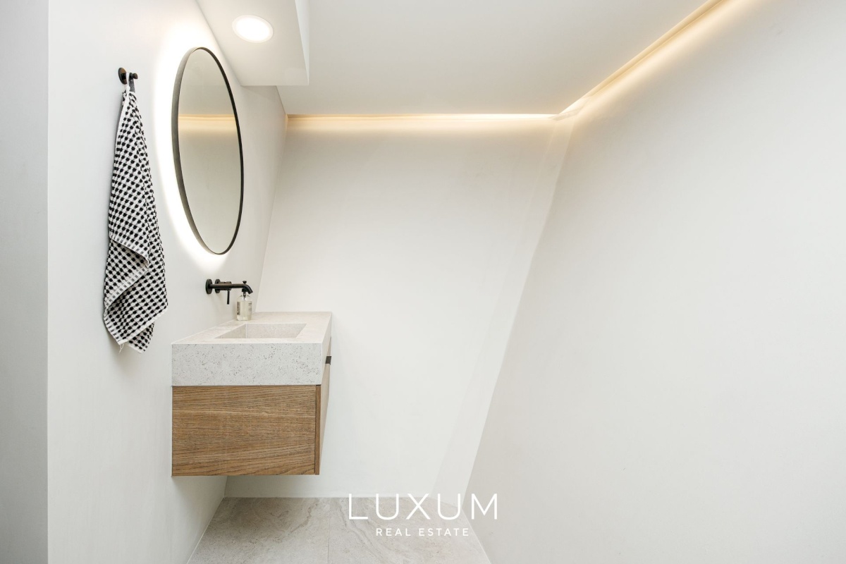 Tallinn, Kesklinna linnaosa, Keldrimäe, Tartu mnt 84a