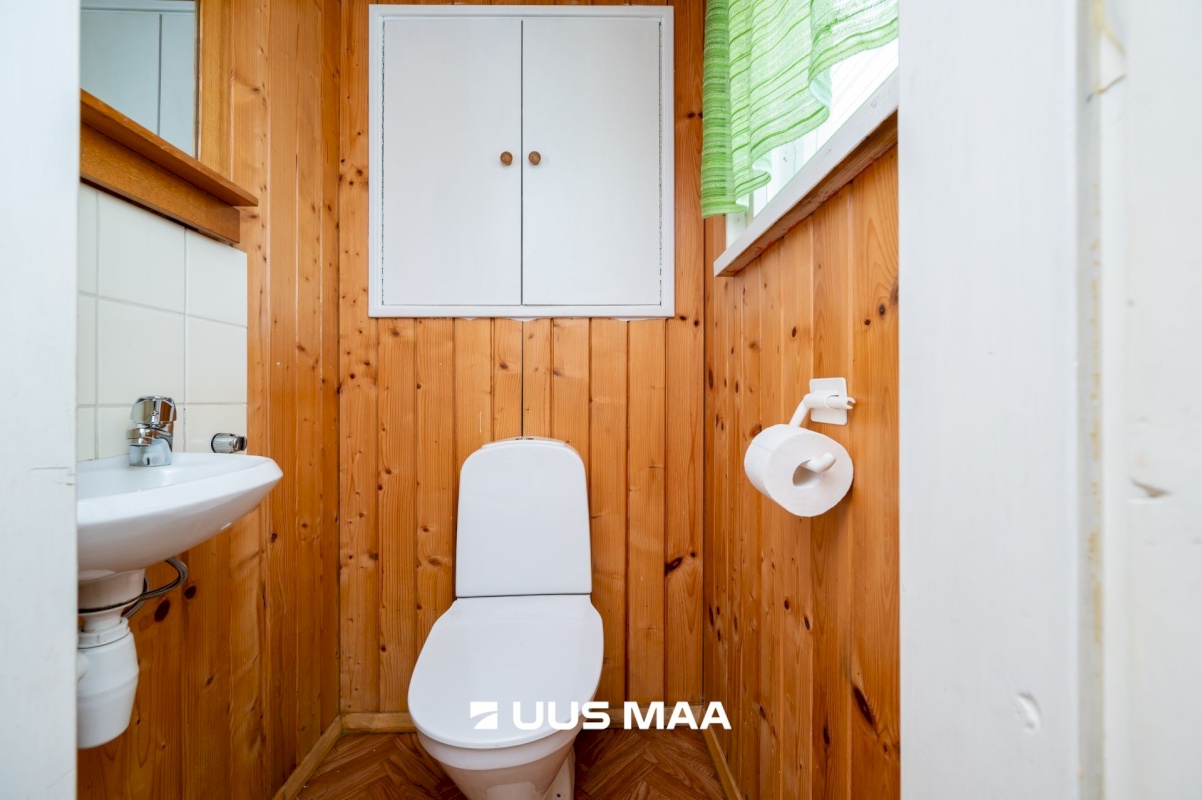 Viimsi vald, Leppneeme küla, Roosimetsa tee 2