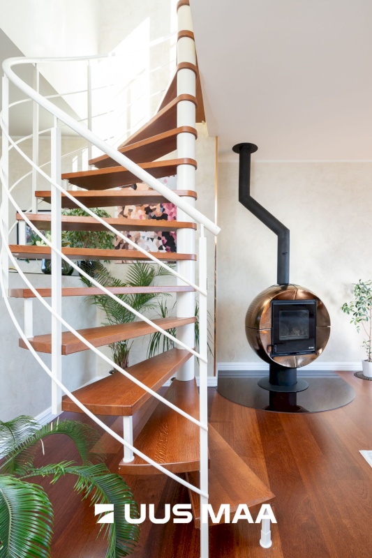 Tallinn, Kesklinna linnaosa, Kassisaba, Paldiski mnt 14