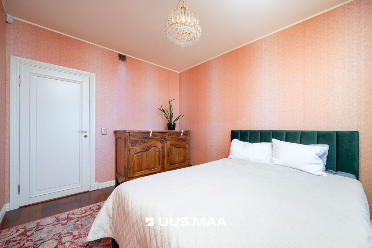 Tallinn, Kesklinna linnaosa, Kassisaba, Paldiski mnt 14