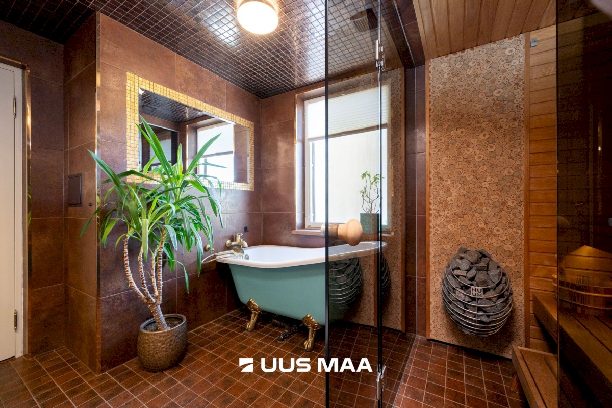 Tallinn, Kesklinna linnaosa, Kassisaba, Paldiski mnt 14