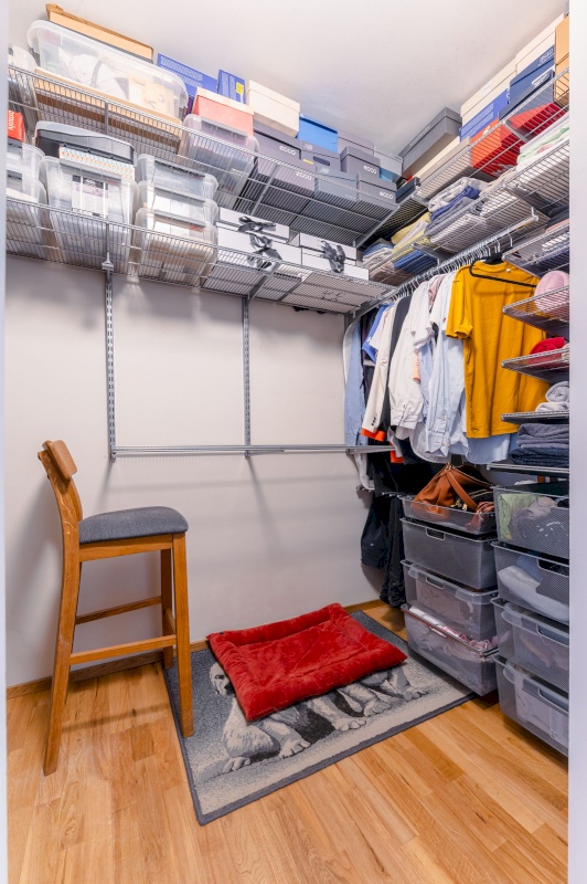 Vinni vald, Pajusti alevik, Linnu 4