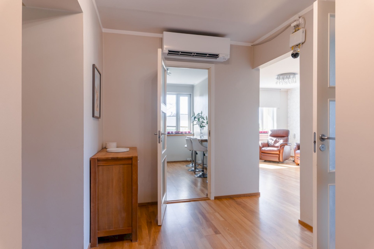 Vinni vald, Pajusti alevik, Linnu 4