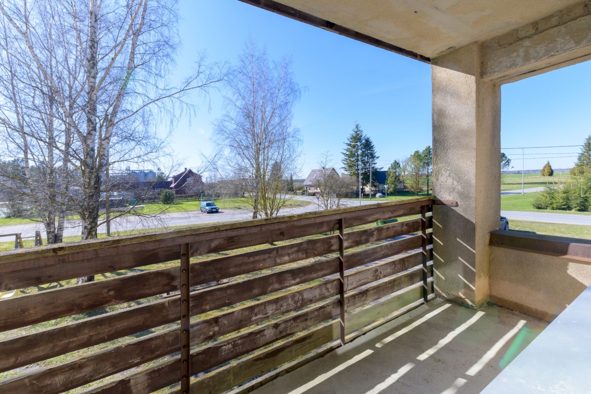 Vinni vald, Pajusti alevik, Linnu 4