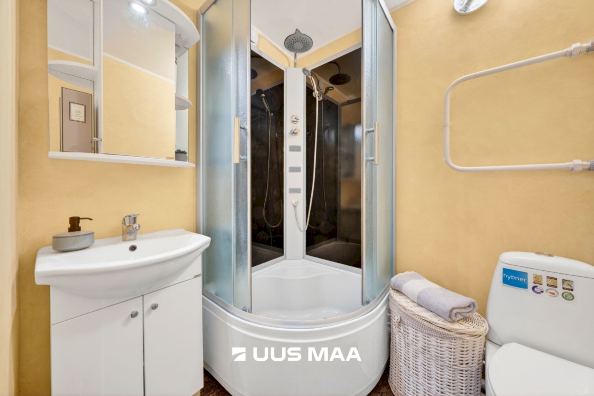 Tallinn, Lasnamäe linnaosa, Mustakivi, kivila 13