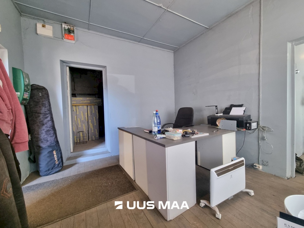 Rakvere linn, Tehase tn. 11