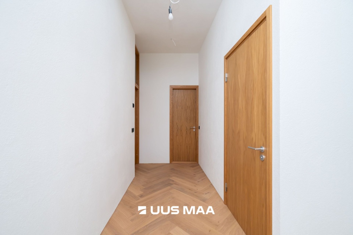 Tallinn, Kesklinna linnaosa, Kadriorg, Valge 6a/1