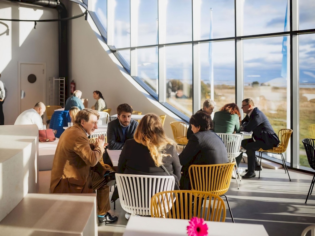 Saaremaa vald, Kuressaare linn, Merikotka 1