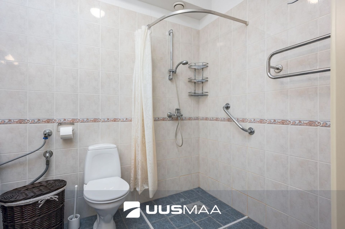 Tartu linn, Tartu linn, Vaksali, Näituse 22