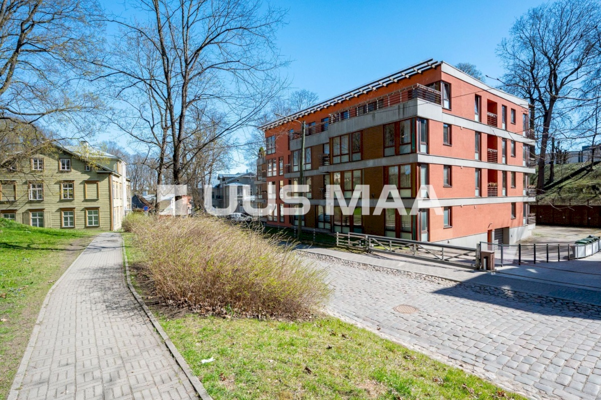 Tartu linn, Tartu linn, Kesklinn, Vallikraavi 12