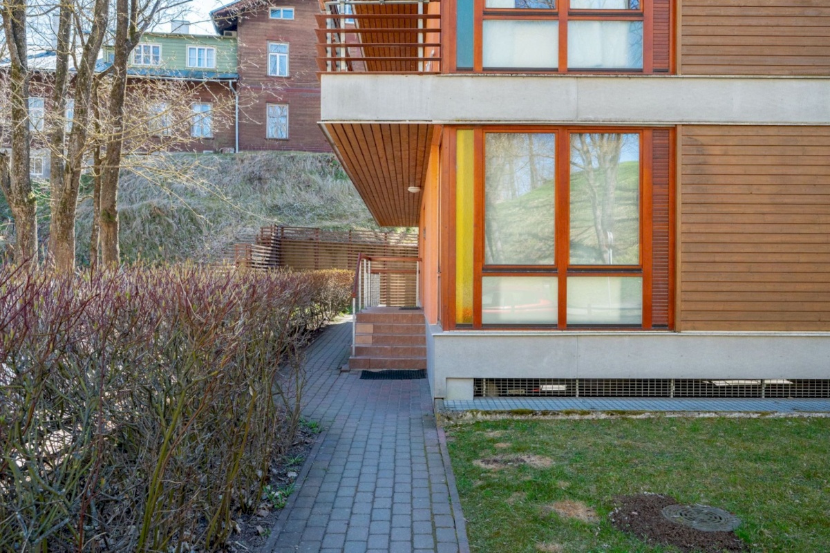 Tartu linn, Tartu linn, Kesklinn, Vallikraavi 12