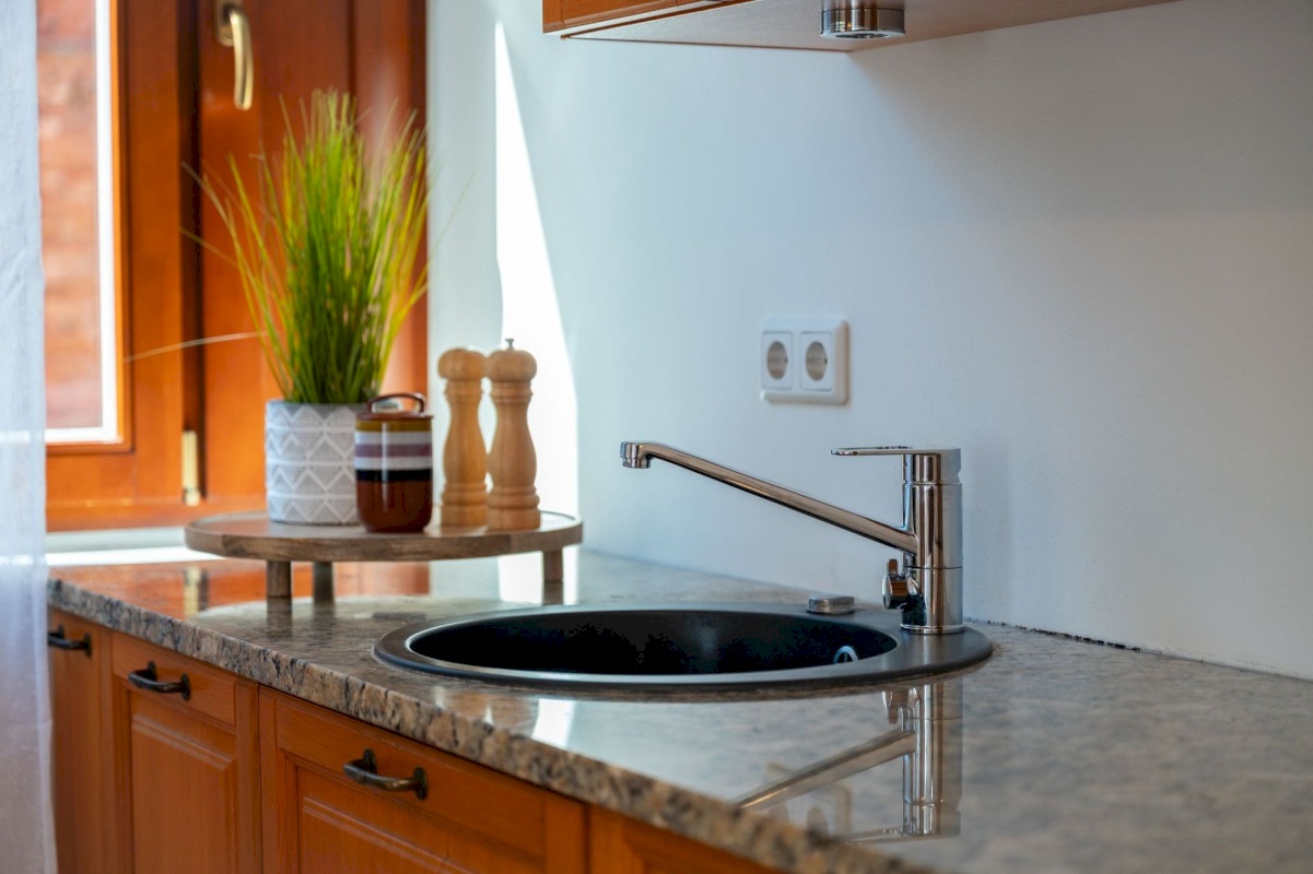 Tartu linn, Tartu linn, Kesklinn, Vallikraavi 12