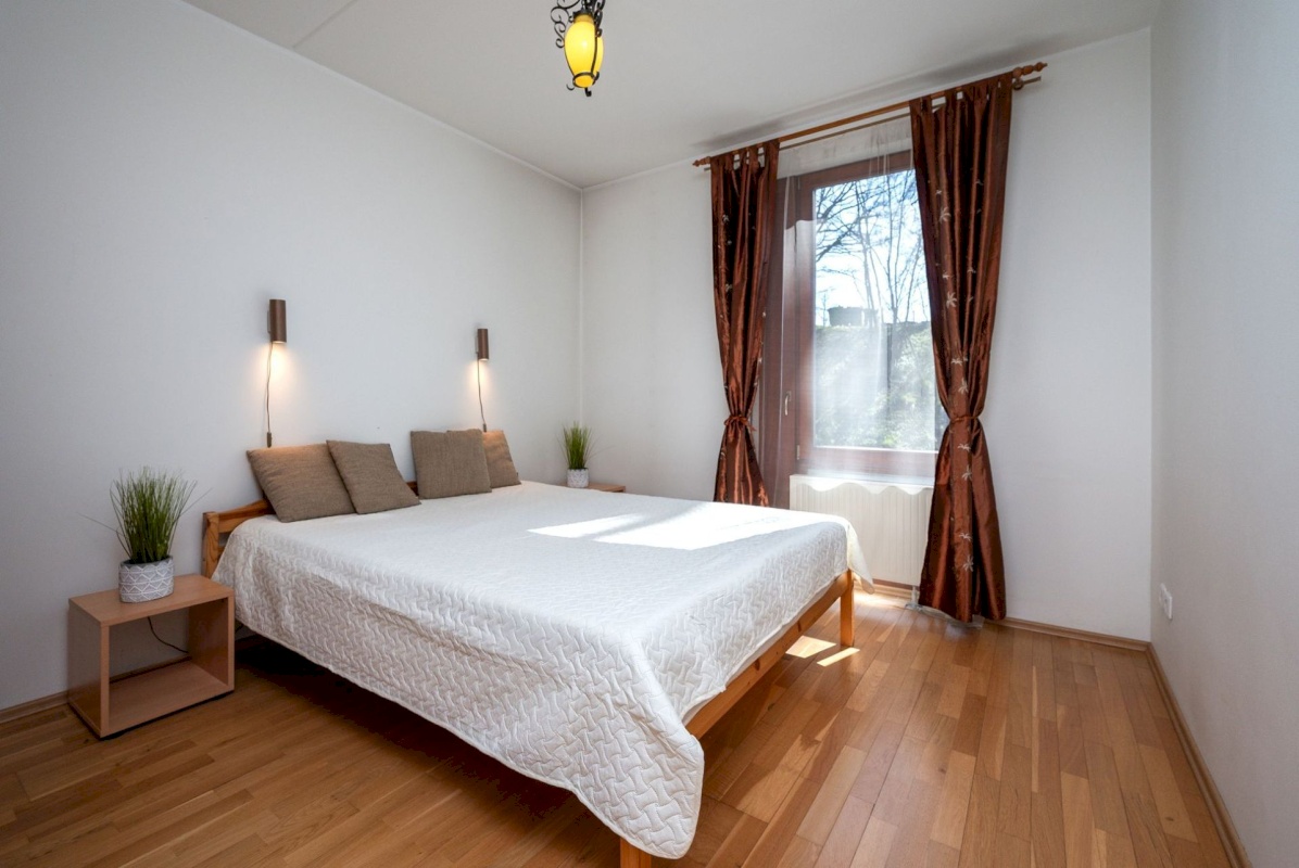 Tartu linn, Tartu linn, Kesklinn, Vallikraavi 12