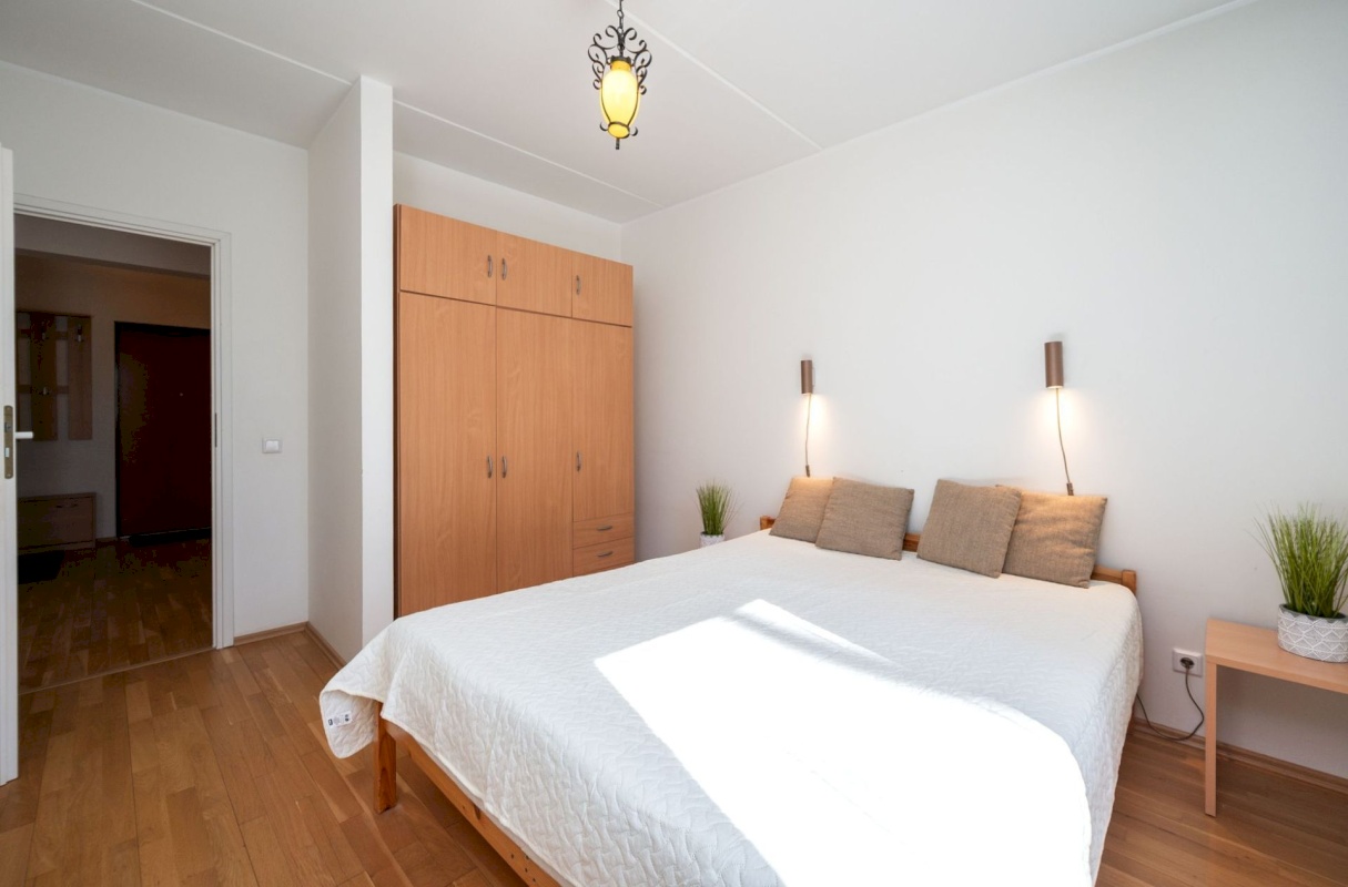 Tartu linn, Tartu linn, Kesklinn, Vallikraavi 12