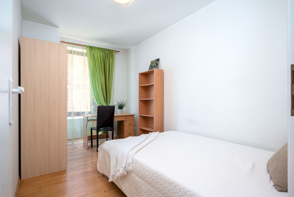 Tartu linn, Tartu linn, Kesklinn, Vallikraavi 12