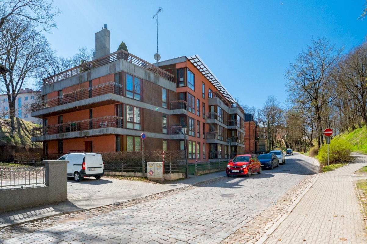 Tartu linn, Tartu linn, Kesklinn, Vallikraavi 12